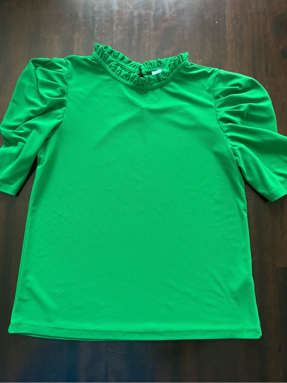 Cece Green Ruffle-Neck Puff Sleeve Top
